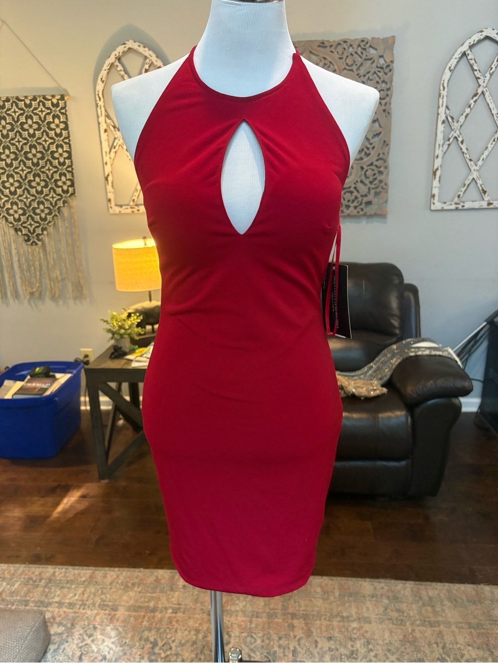 Jovani Red Halter Keyhole Bodycon Dress - Women Size 4